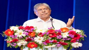 Do not bow to politicians says education minister urges teachers to uphold dignity of profession says chandrakant patil
