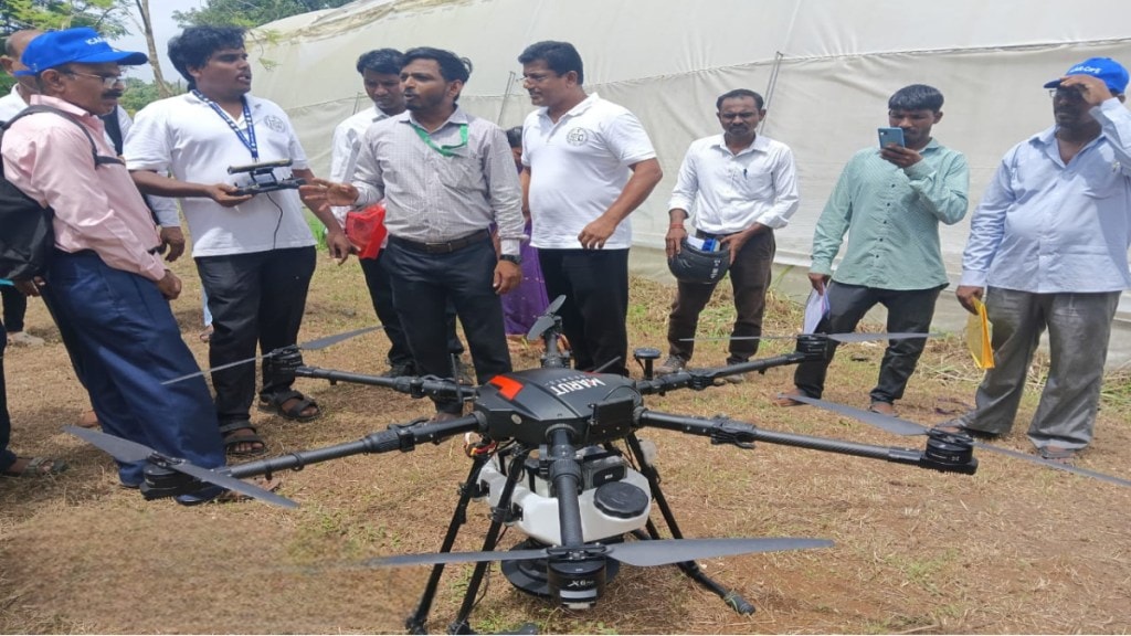 Dr Sahu urges Palghar fishers to adopt biofloc farming
