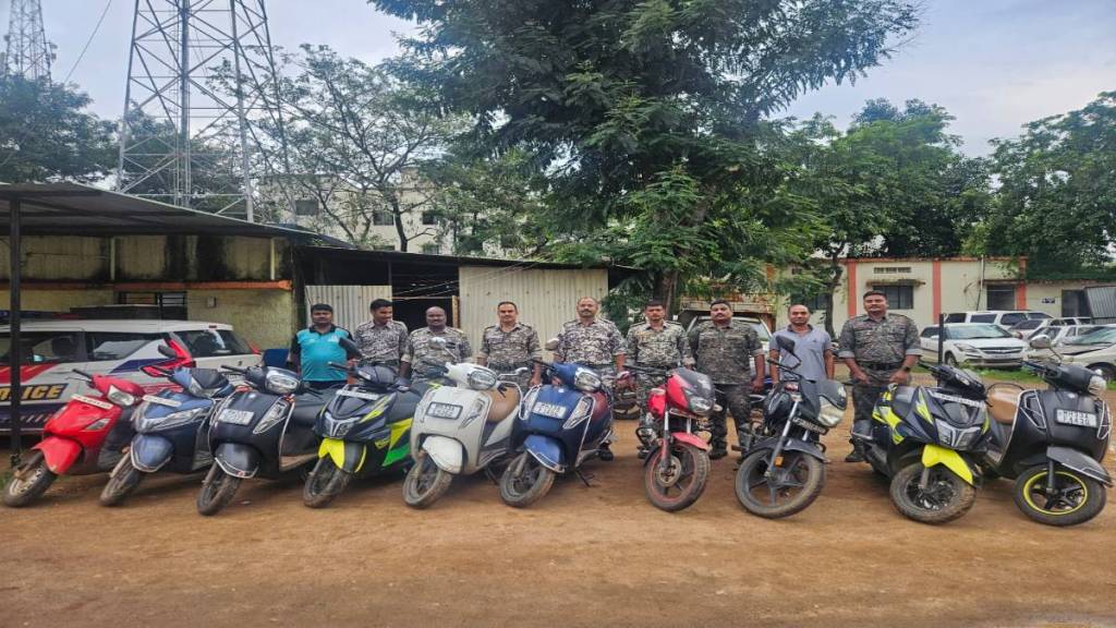 Gadchiroli police catch 24 minors driving during traffic drive parents booked