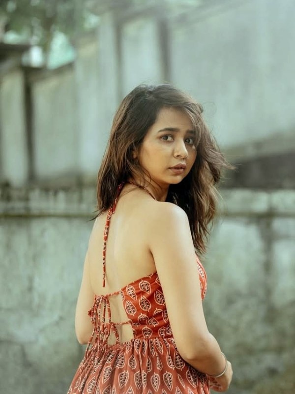 Gauri Kulkarni Red Backless Dress