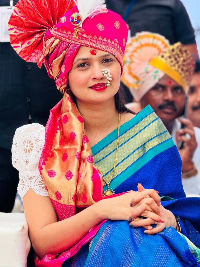 Gautami Patil Blue Khun Saree Look