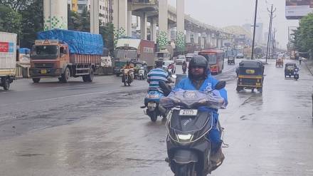 Ghodbunder road connection project is dangerous fear of accident in Manpada area