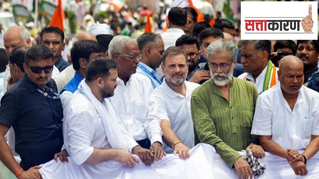 लोकसभेतील विरोधी पक्षनेते आणि काँग्रेस खासदार राहुल गांधी आज बिहारमध्ये सुरू असलेल्या राज्यव्यापी निषेधाचे नेतृत्व पाटण्यातून करत आहेत. (छायाचित्र-इंडियन एक्सप्रेस)