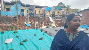 Illegal chawl demolished after protective wall collapse on Kachore hill in Dombivli