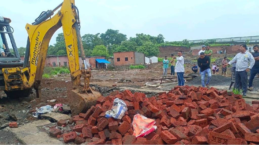 Illegal constructions demolished in Titwala, Balyani and Umbharli areas.