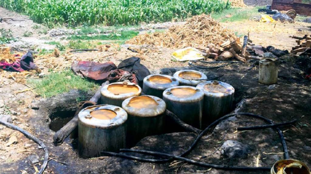 Thane Bay area Revenue Department action against Illegal hand furnace liquor