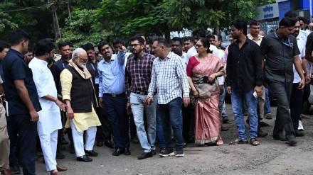 Industrialists raised the problem of potholes in Satpur and Ambad industrial estates in Nashik before Chhagan Bhujbal