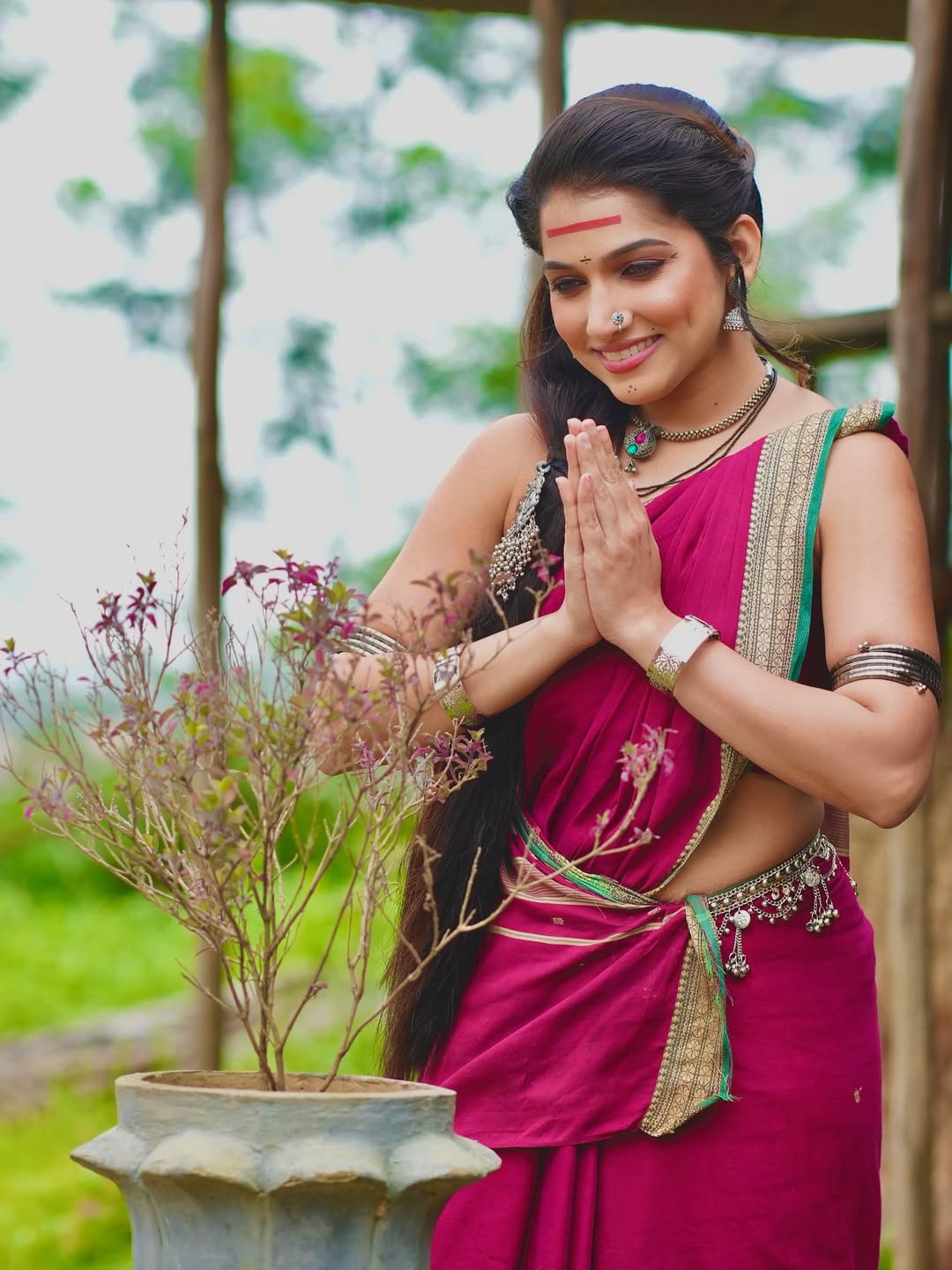 Jahnavi killekar aai tuljabhavani serial look