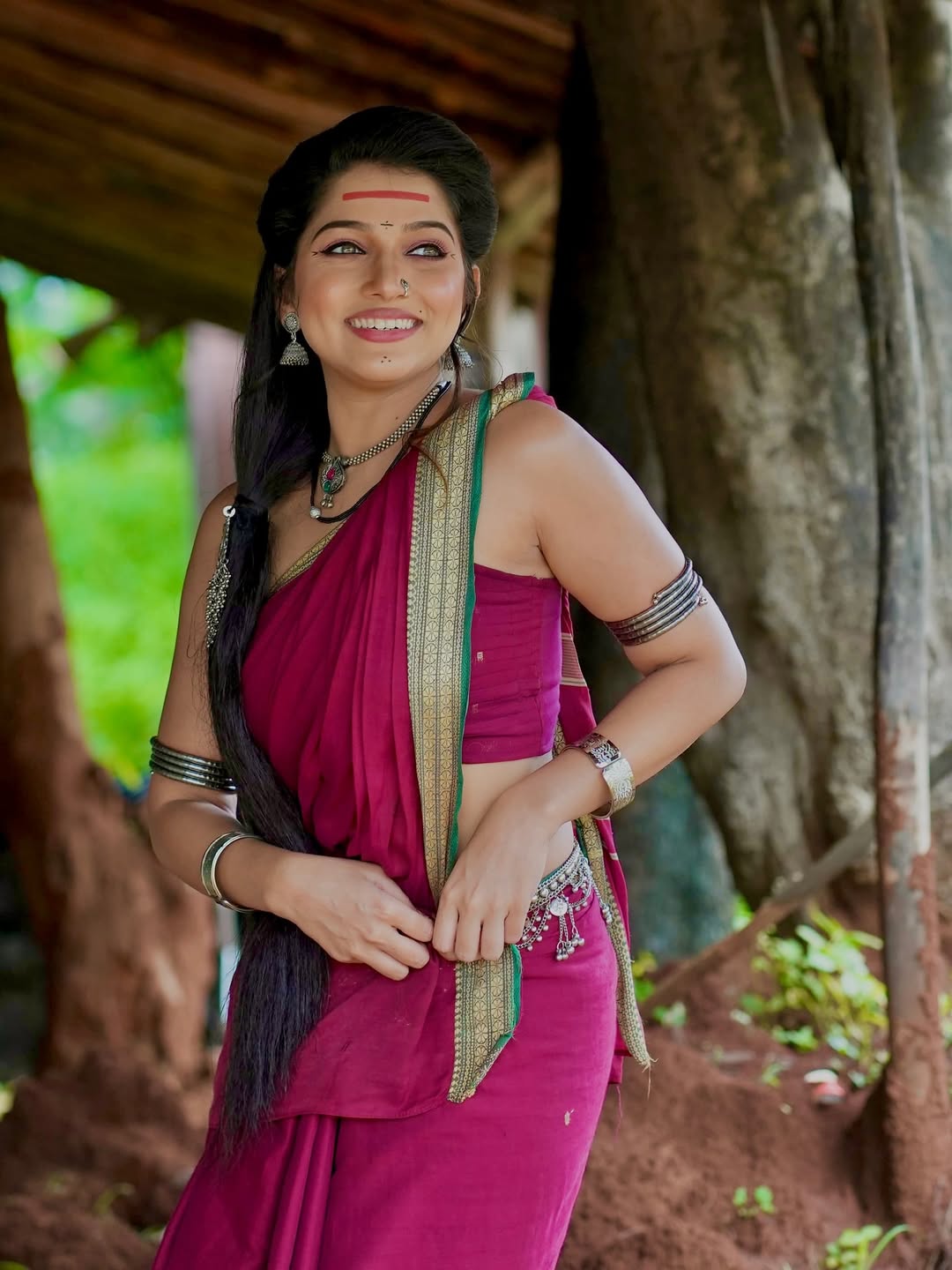 Jahnavi killekar aai tuljabhavani serial look