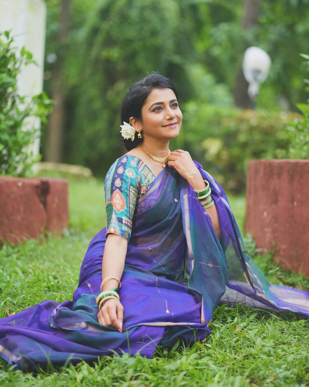Jui Gadkari Purple Paithani Saree Look