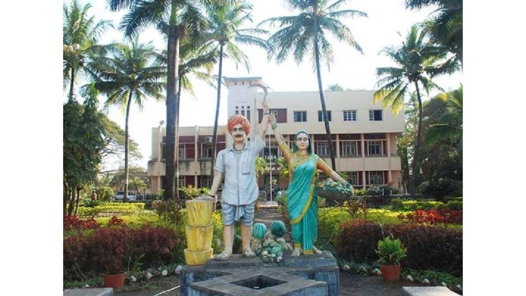 Both the key posts of Kolhapur Agricultural Produce Market Committee have been handed over to Ajit Pawars NCP