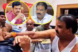 MLA Sanjay Gaikwad beats canteen worker