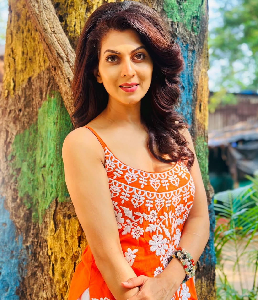 Madhavi Nimkar Shitti Vajali Re TV Show Look