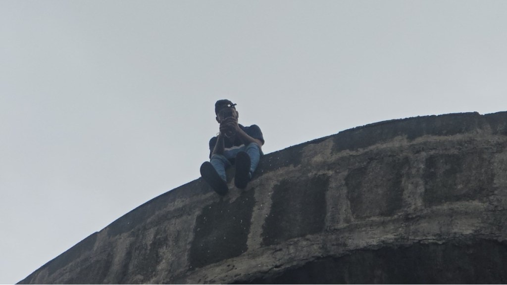 Man attempts suicide by climbing water tank after wife leaves him