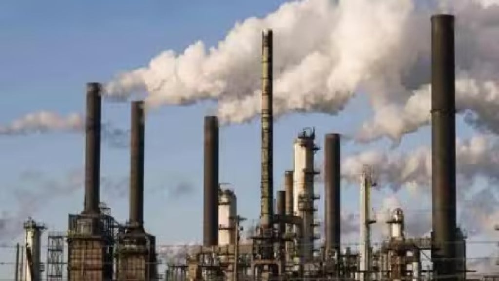 Manufacturing sector growth hits 14 month high in June print eco news