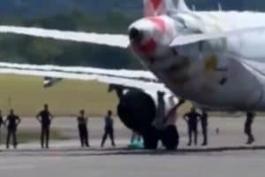 Milan Bergamo Airport Italy Man Stucked in Engine Dies
