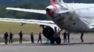Milan Bergamo Airport Italy Man Stucked in Engine Dies