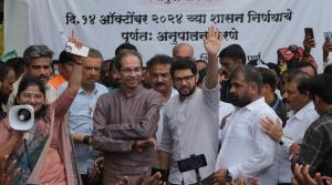 Photos: शिक्षक व गिरणी कामगारांच्या आंदोलनस्थळी उद्धव ठाकरेंची मविआ नेत्यांसह हजेरी; शरद पवारांनीही लावलेली उपस्थिती…