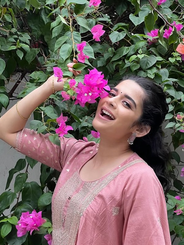 Mithila Palkar Pink Dress Look