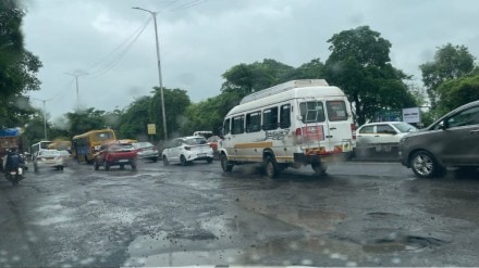 Mulund Airoli Commuters Hit Hard by Severe Potholes After Mumbai Rains