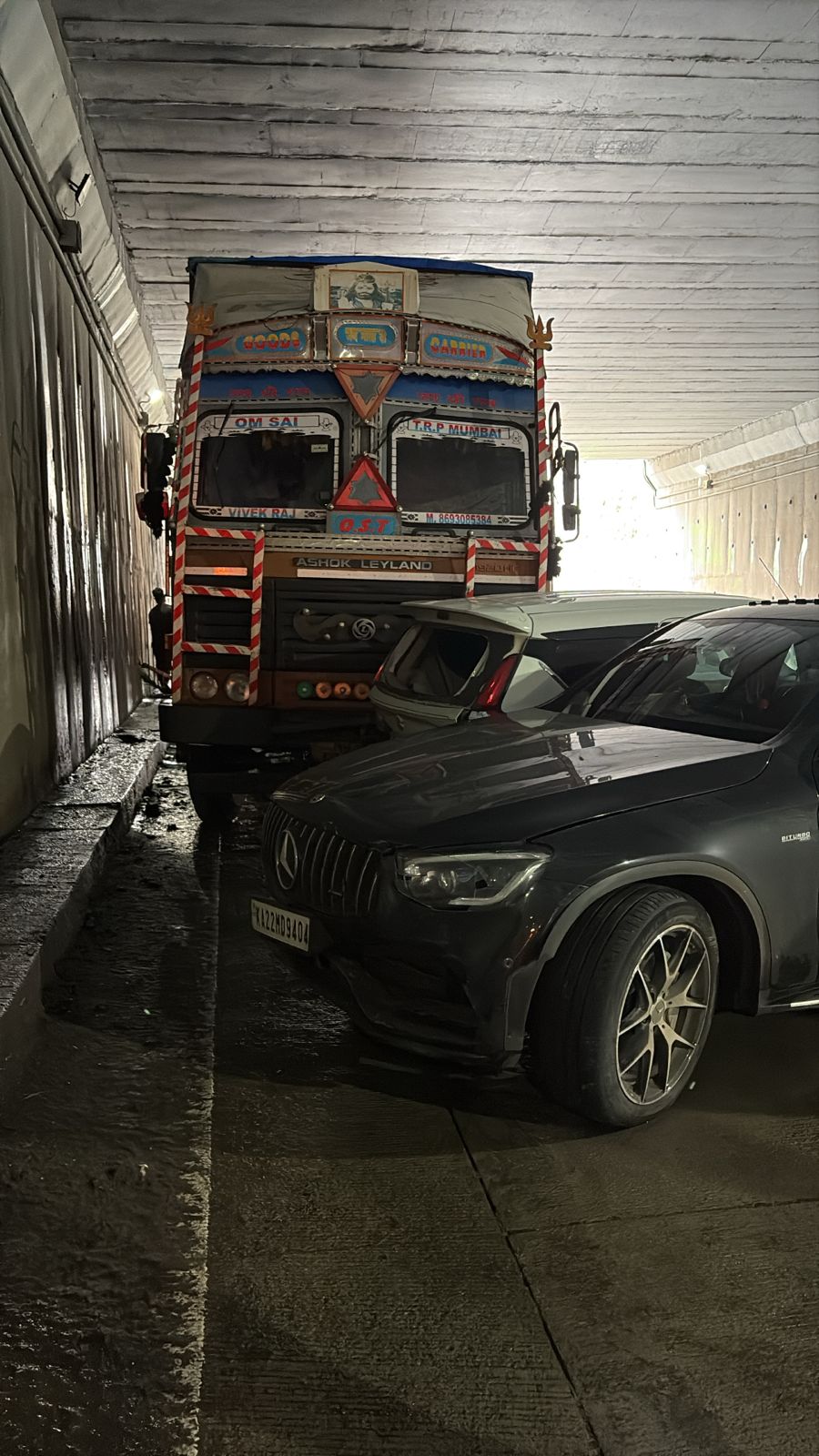 Mumbai Pune Expressway Accident