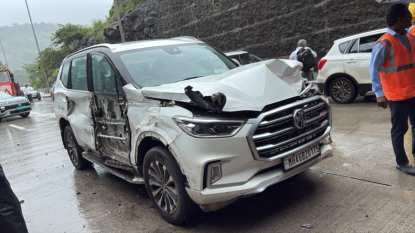Mumbai Pune Expressway Accident