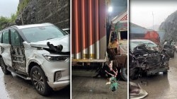 Photos: वीकेंडला मुंबई-पुणे द्रुतगती मार्गावर भीषण अपघात; १६ वाहने एकमेकांवर धडकली, कारण काय?