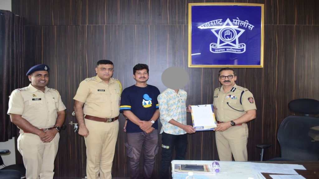 Nagpur police commissioner advises runaway youth warns of dangers and urges focus on studies
