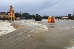 Nashik dam discharge rises alert for Godavari and Darna riverside villages