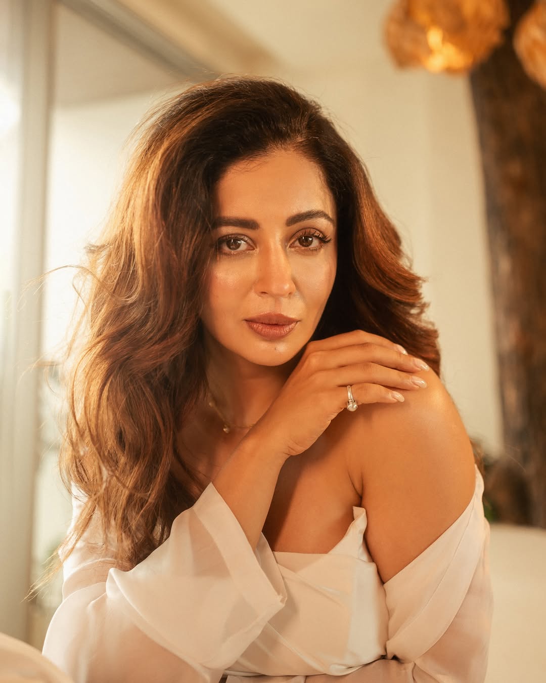 Neha pendse photoshoot with horse