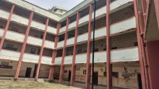 New Mahim school closure case: Now Marathi Language Center is also protesting along with parents