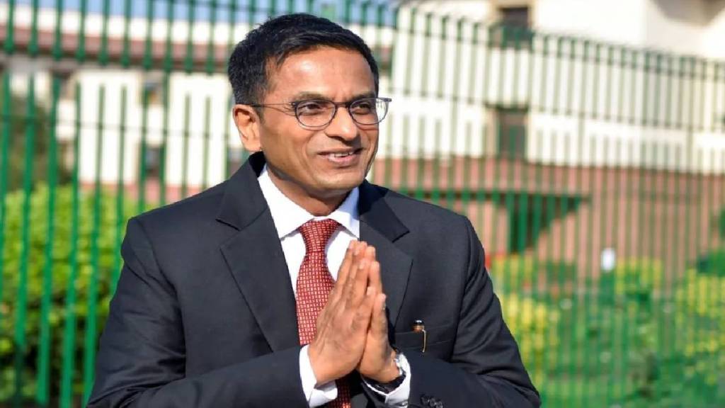 D Y Chandrachud News in Marathi