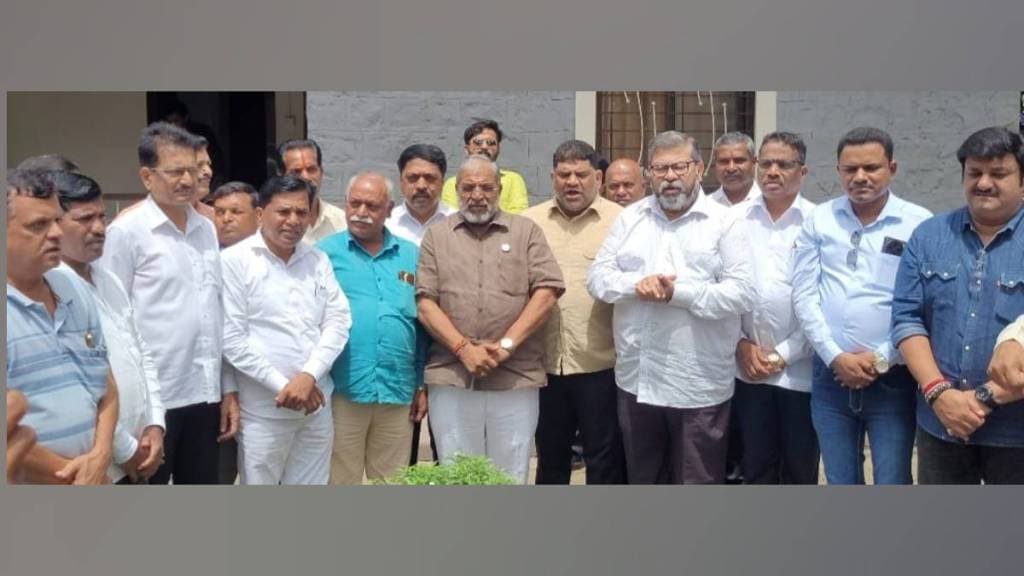 Maharashtra raju shetty strongly opposed Shaktipeeth Highway