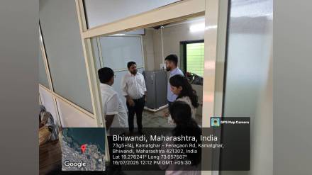Commissioner anmol Sagar told medical officers to visit 10 to 15 homes daily for health check ups in bhiwandi
