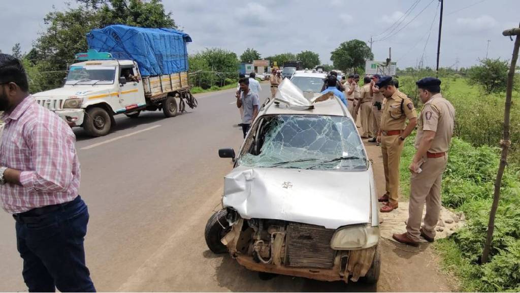 accident on nashik wani road near dindori Market Committee attention has turned once again to the road poor condition