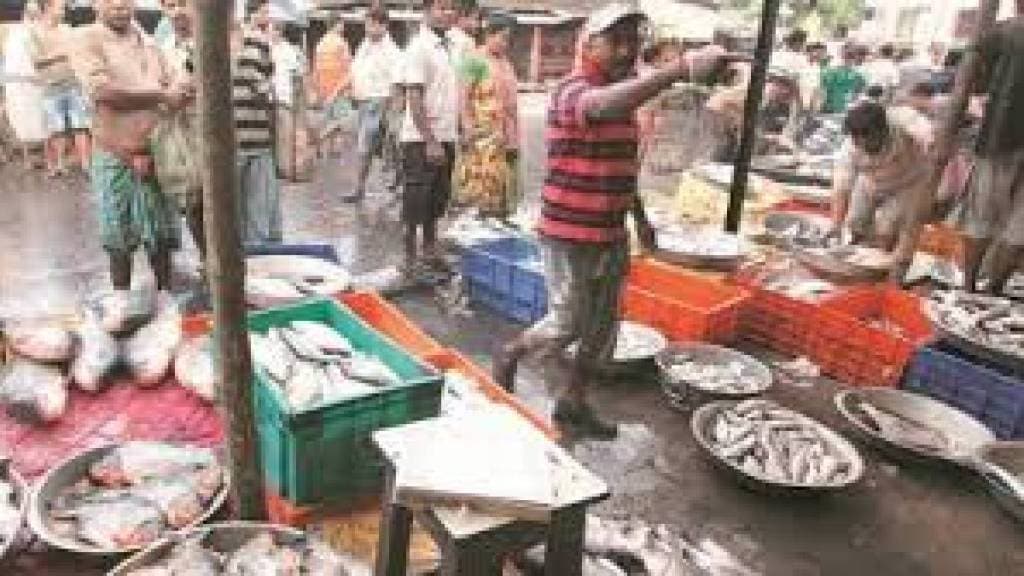 Mumbai fishmongers strike at Crawford Market has been postponed for two weeks