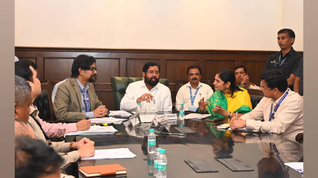 water issues in nashik West discrimination of valvemen eknath Shinde orders Municipal Corporation immediate improve water supply