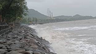 loose embankment stones at Pirwadi beach risk falling into sea raising chances of accidents