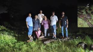 forest department foiled khair smuggling in Palghar