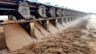 18 out of 46 gates of hatnoor dam on tapi river opened