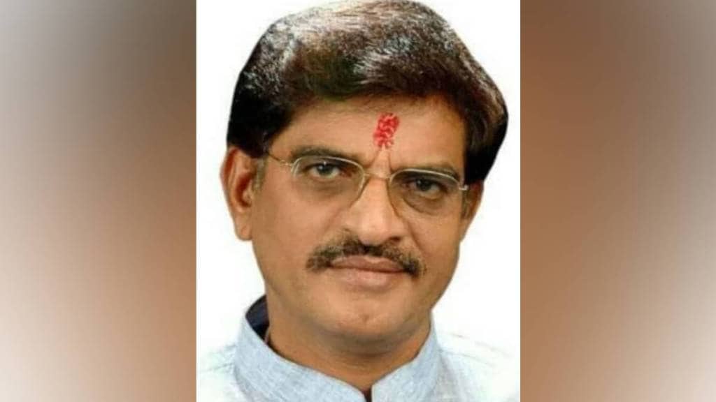 suresh varpudkar joins bjp with supporters