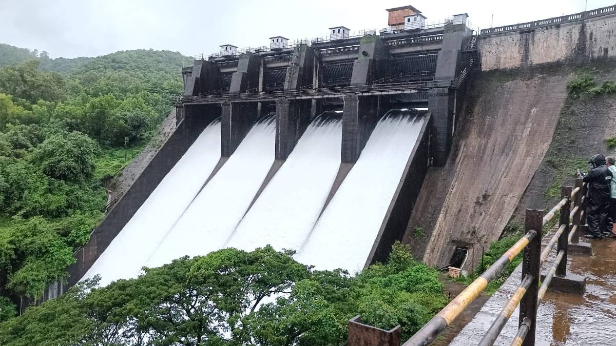 चांदोली धरणातून विसर्ग वारणाकाठच्या गावांना सतर्कतेचा इशारा