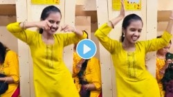 ‘रडू नको बाळा मी पाण्याला जाते…’ गवळणीवर तरुणीचा मुंबई लोकलमध्ये भन्नाट डान्स; लाखो लोकांनी पाहिलेला VIDEO तुम्ही पाहिला का?