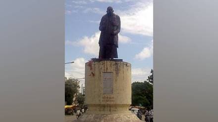 tukadoji maharaj at tukadoji Chowk