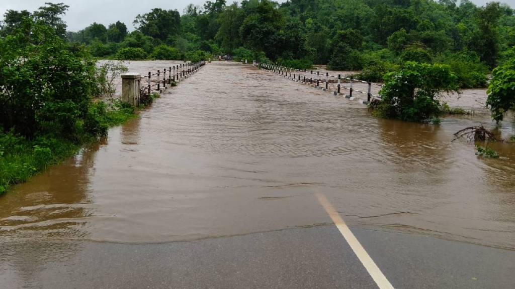 heavy rains in gadchiroli disrupted life 16 roads shut