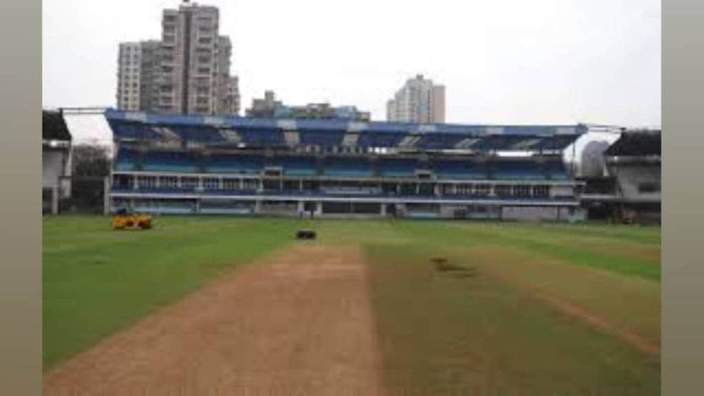 tennis ball cricket at thanes dadoji Konddev sports hall new international pitch