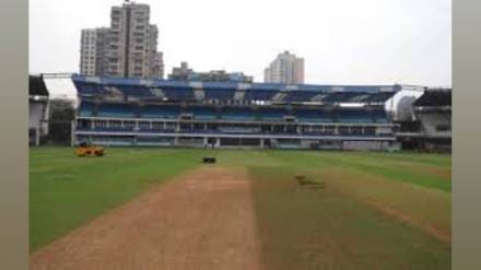 tennis ball cricket at thanes dadoji Konddev sports hall new international pitch