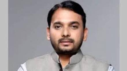 yash yadav died suspiciously at shraddha academy mla Vishwajit Kadam demanded investigation
