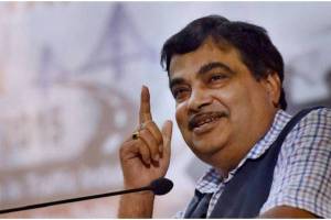 Nitin Gadkari warns bhandara mla Narendra Bhondekar on SP Nurul Hasan posting law and order