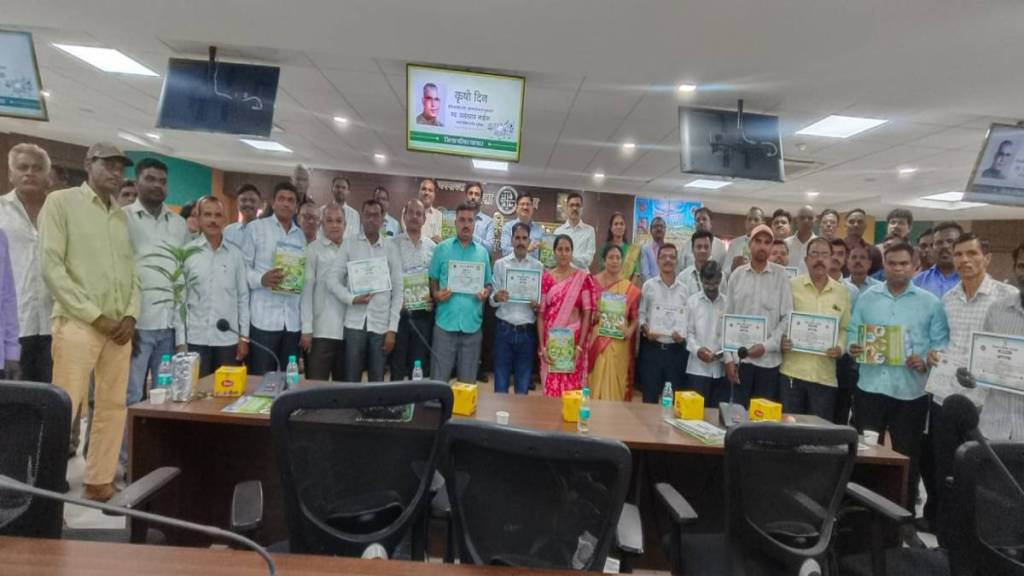 Palghar Agriculture must be strengthened says Zilla parishad CEO Manoj Ranade on Agriculture Day